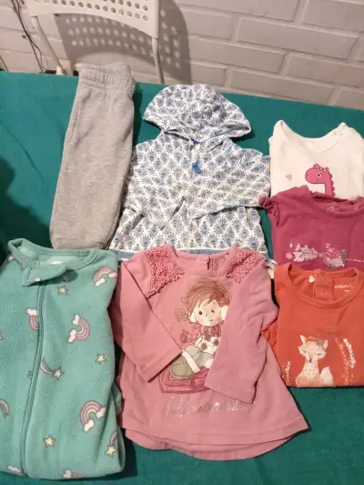 Ropa de niña colección invierno talla 9 meses - miniatura 1
