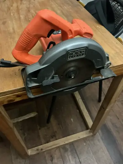 Sierra circular Black & Decker - miniatura 3