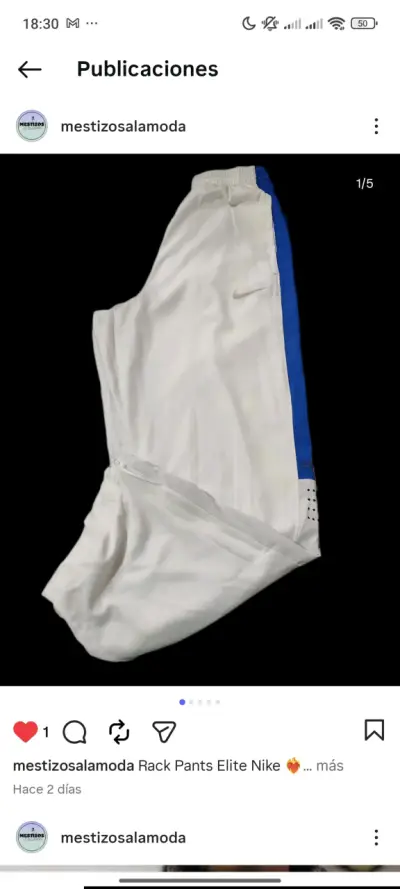 Pantalones deportivos Nike blancos - miniatura 1