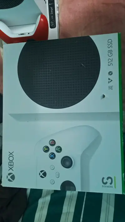 Consola Xbox con control y base - miniatura 4