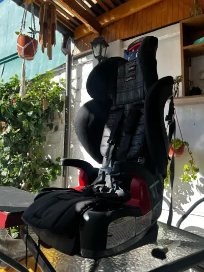 Silla de auto para niños negro - miniatura 1
