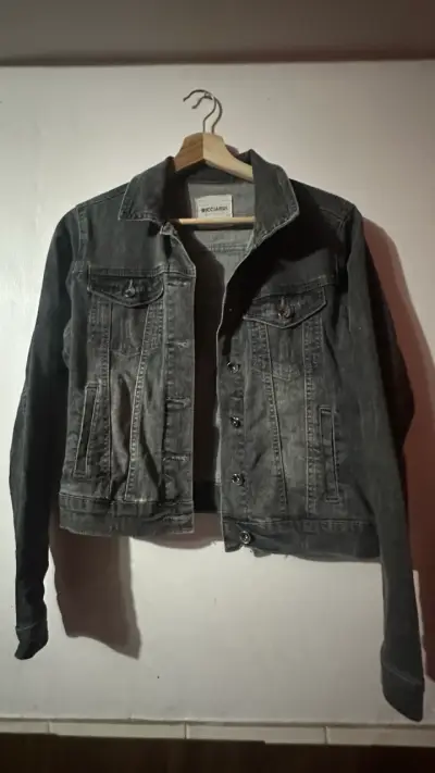 Chaqueta de mezclilla negra - miniatura 3