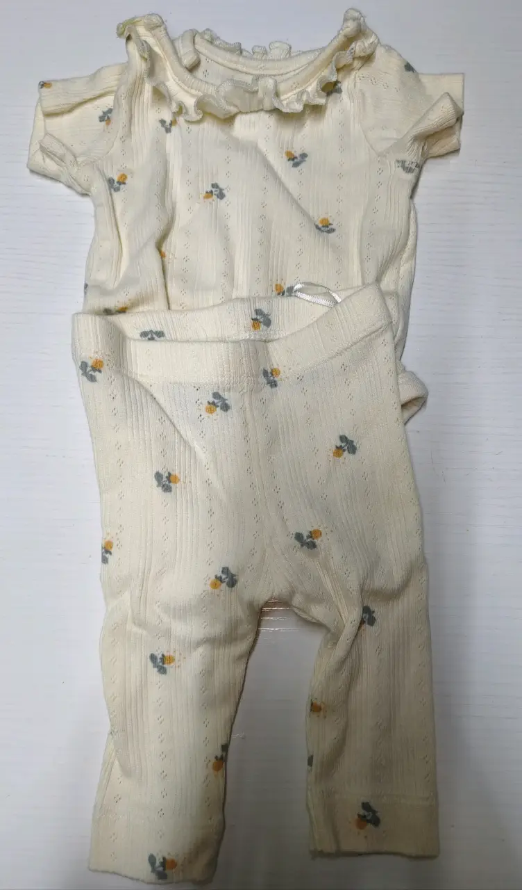 Conjunto bebé estampado floral. RN - 2