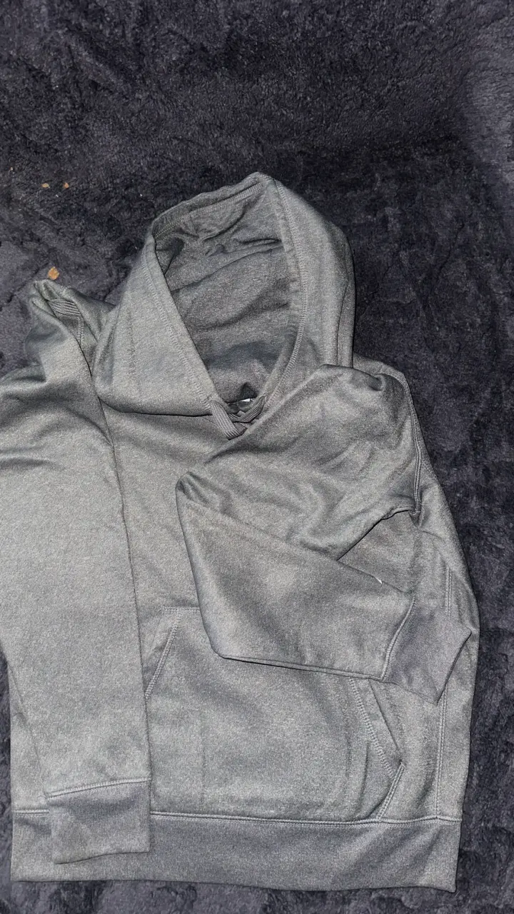 Polerón con capucha gris - 3