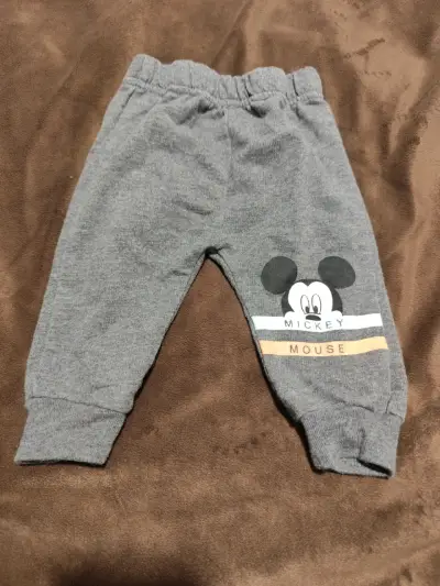 Polera azul con dinosaurio infantil - miniatura 3