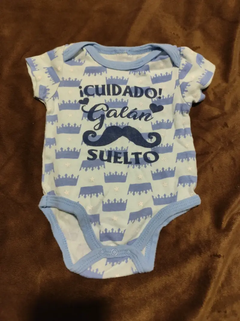 Polera azul con dinosaurio infantil - 5
