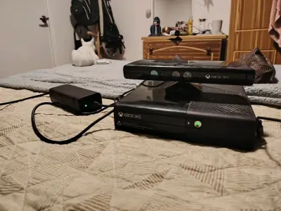 Consola Xbox 360 con Kinect - miniatura 3