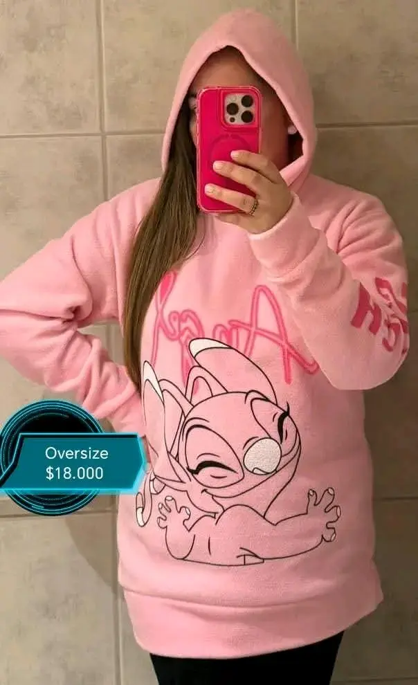 Polerón rosa oversize con estampado