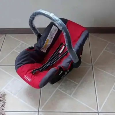 Coche de bebé rojo Bebesit - miniatura 4