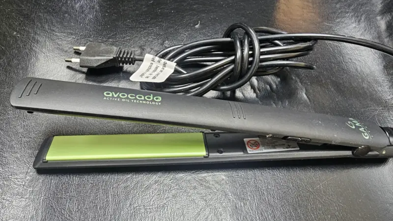 Plancha para el pelo negra abocado Gama - 5