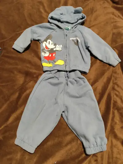 Conjunto infantil Mickey Mouse gris - miniatura 1