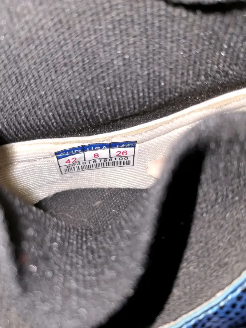 Zapatillas deportivas azul y negro - 3