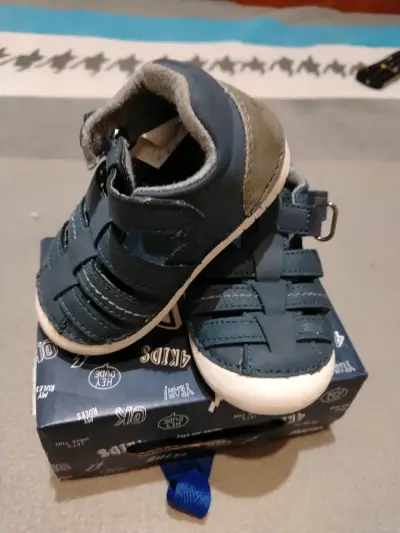 Sandalias de bebé - miniatura 1