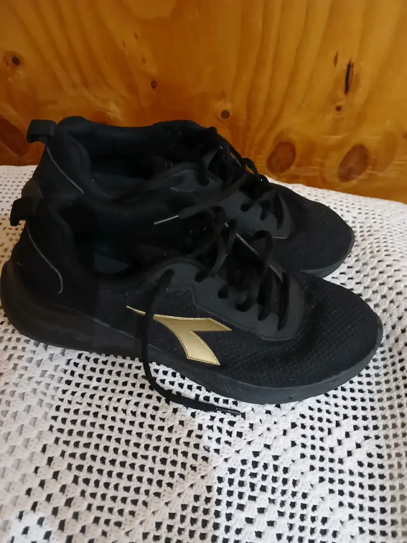 Zapatillas deportivas negras - 3