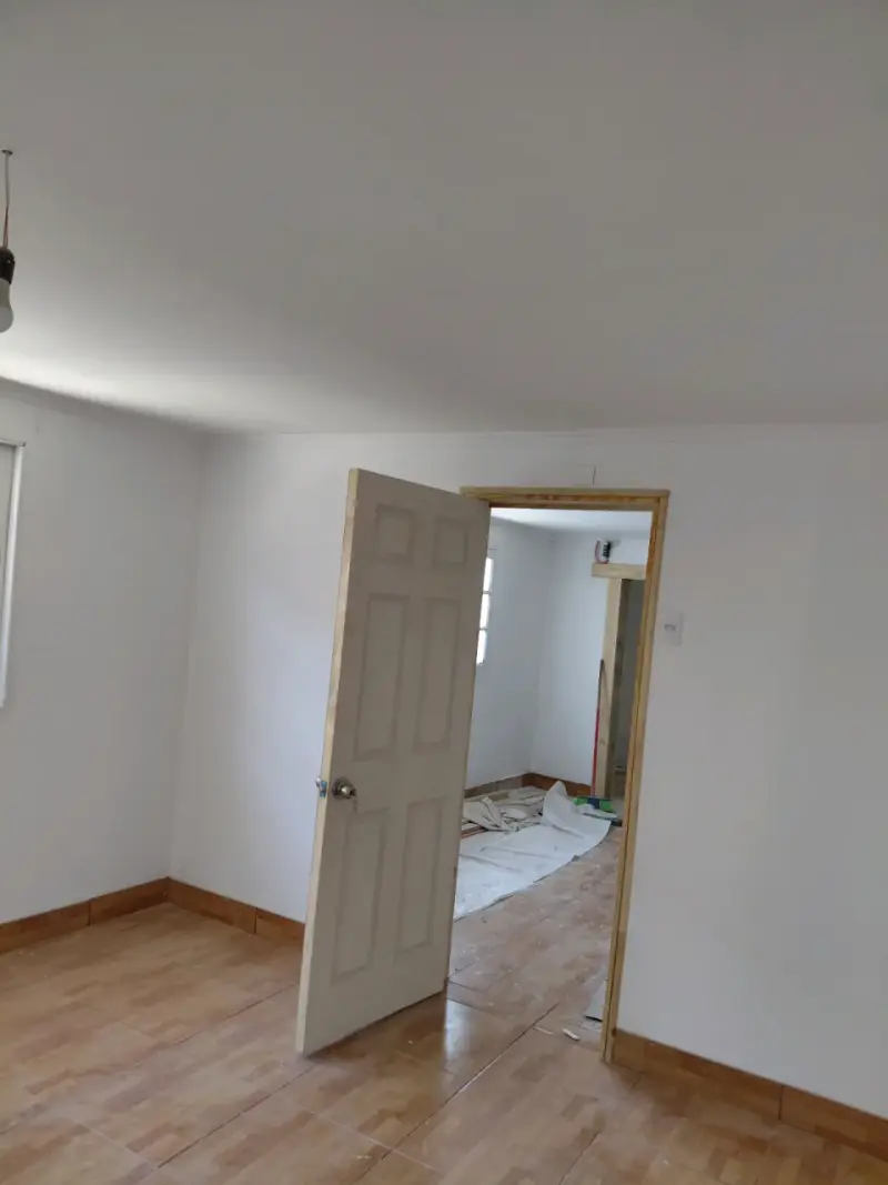 Pinta  tu hogar este 2026;  Interior y  Fachadas: - 4