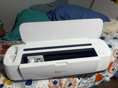 Máquina de corte Cricut Maker - miniatura 2