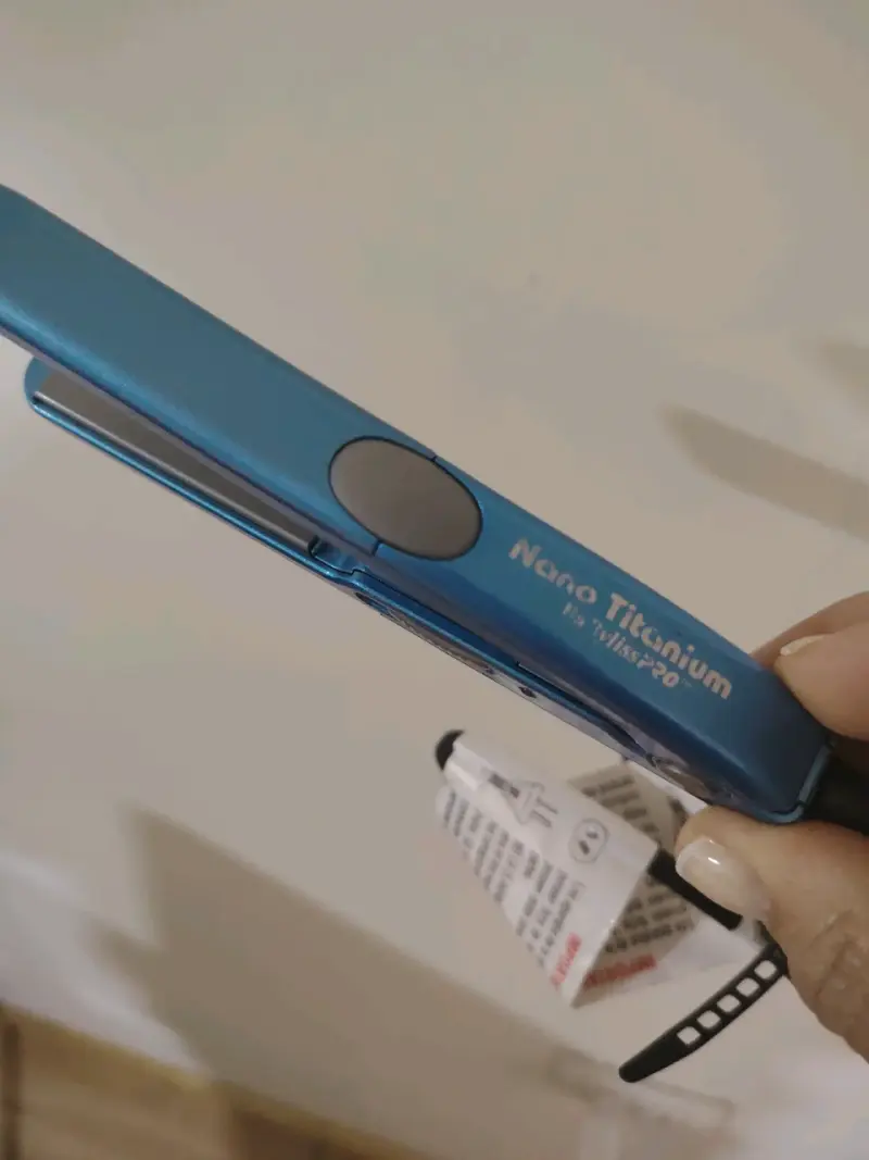 Plancha de pelo Nano Titanium azul