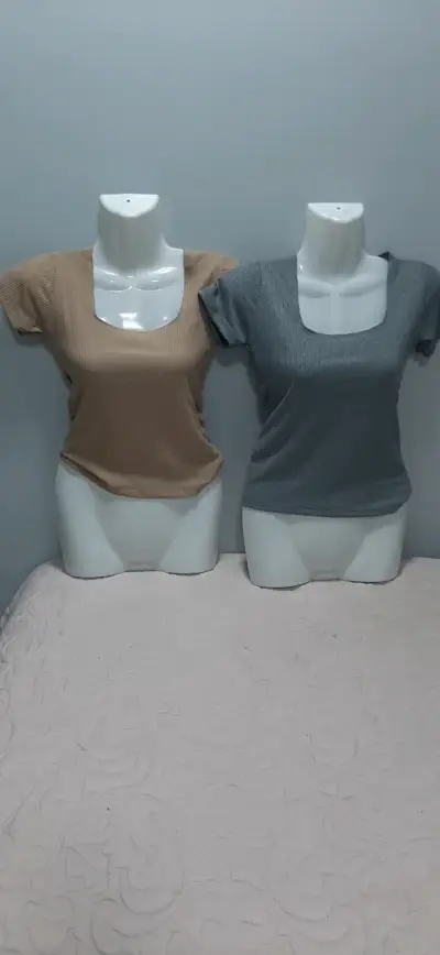 Poleras de mujer en remate - miniatura 3