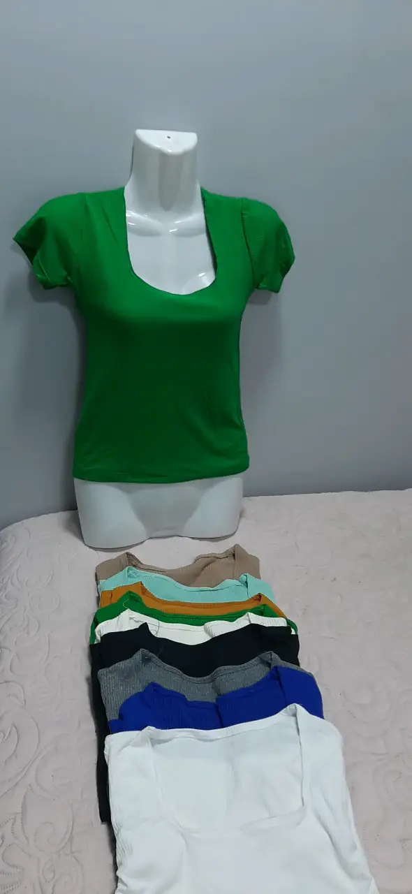 Poleras de mujer en remate - 1