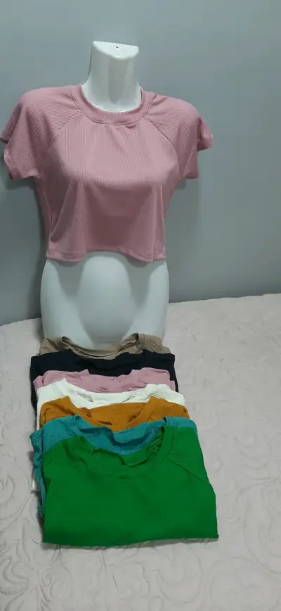 Poleras de mujer en remate - miniatura 4