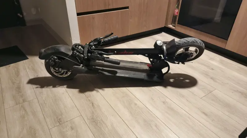 Scooter eléctrico plegable - 5