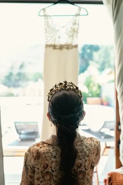 Vestido de novia bordado - miniatura 5