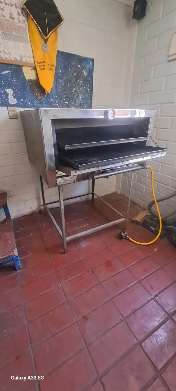 Horno a gas con ladrillos refractarios - 3