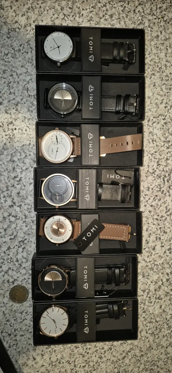 Relojes Tomi con correas intercambiables - 1