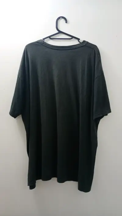 Polera Tapout Y2K negra talla XXL. - miniatura 2