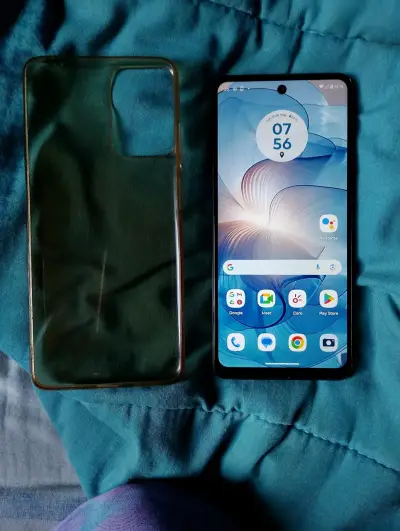 Smartphone pantalla completa azul - miniatura 2