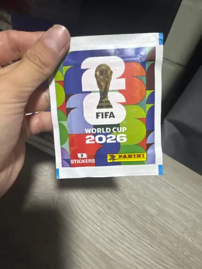 Paquete de 33 stickers  Panini Mundial 2026 - miniatura 2