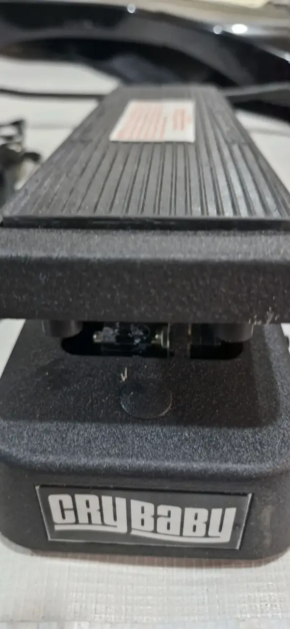 Pedal Wah Wah Cry Baby - 2