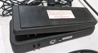 Pedal Wah Wah Cry Baby - miniatura 6