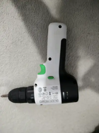 Taladro inalámbrico 12V Black+Decker - miniatura 4