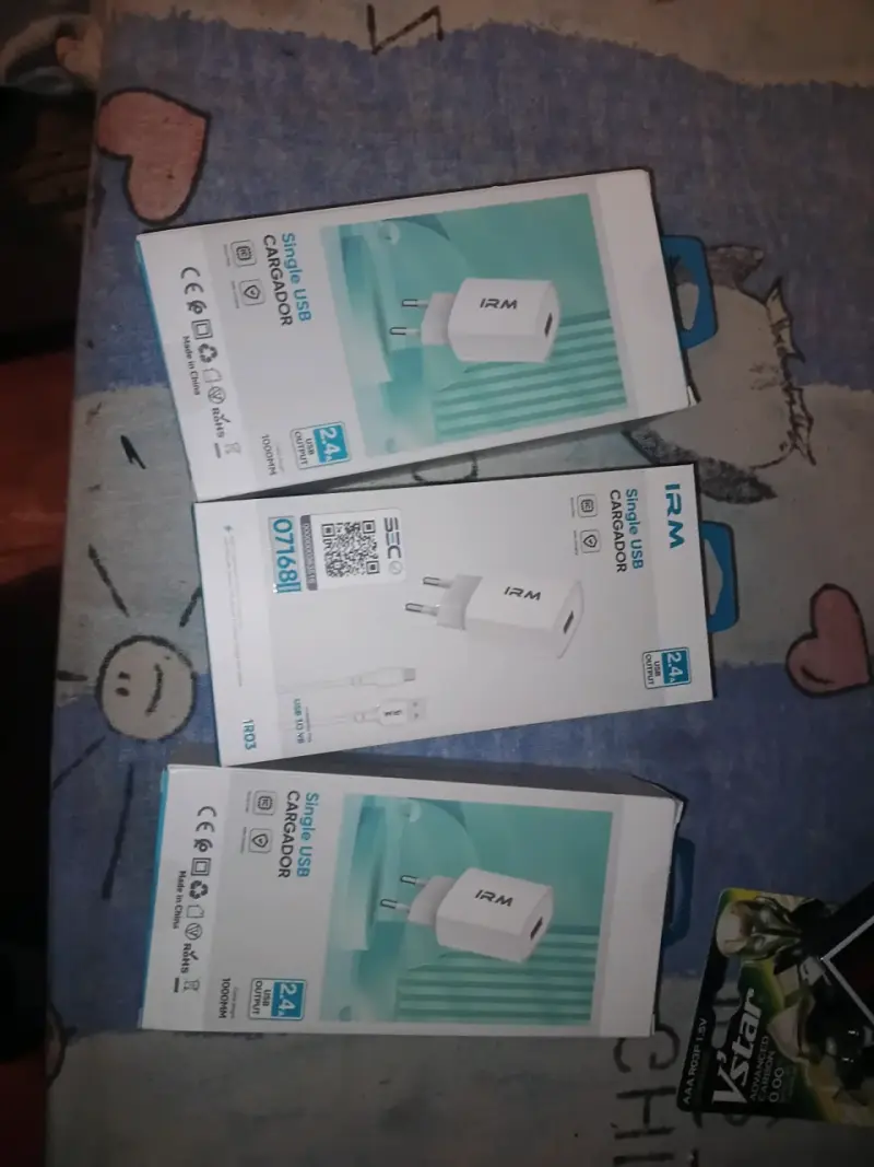 Cargador USB IRM 2.4A - 2