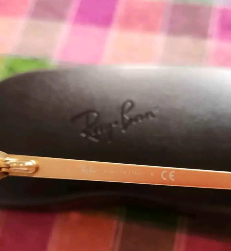 Lentes Ray-Ban negro con dorado - 3