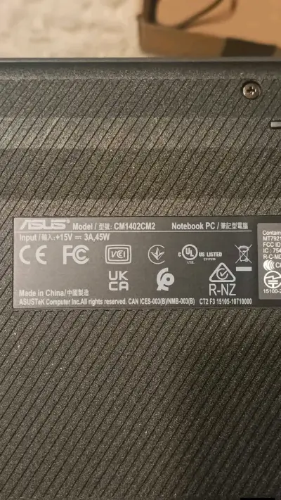 Laptop Asus Chromebook en caja - miniatura 2