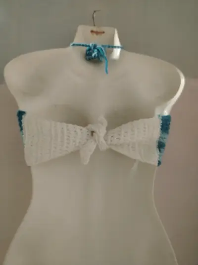 Top tejido a crochet azul - miniatura 3