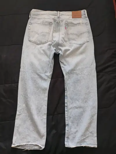 Jeans Levi's Premium Celestes Gastados - miniatura 2