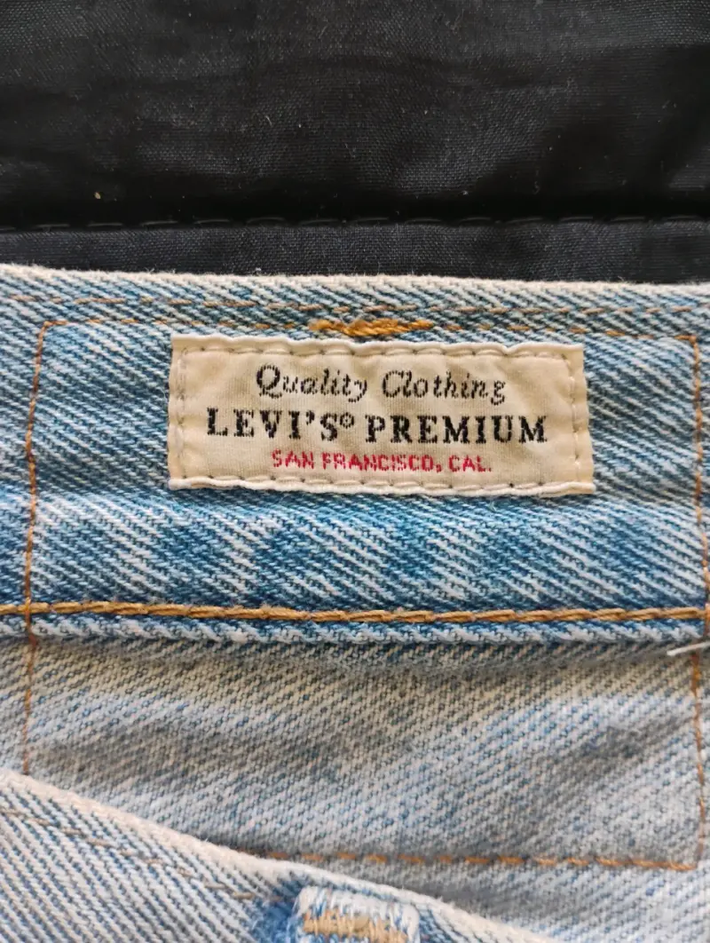 Jeans Levi's Premium Celestes Gastados - 4