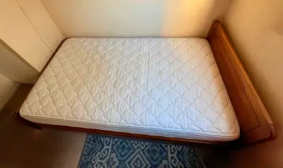 Cama marquesa 1 Pl. 1/2 + colchón Rosen y velador - miniatura 2