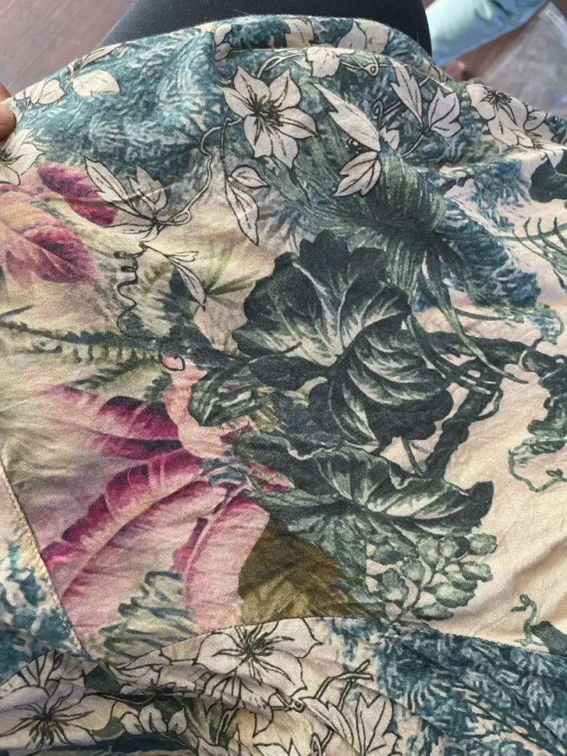 Blusa crop top manga corta estampada - 3