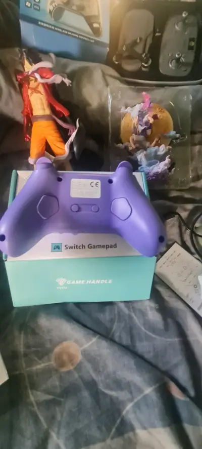 Control inalámbrico morado para Switch - miniatura 2