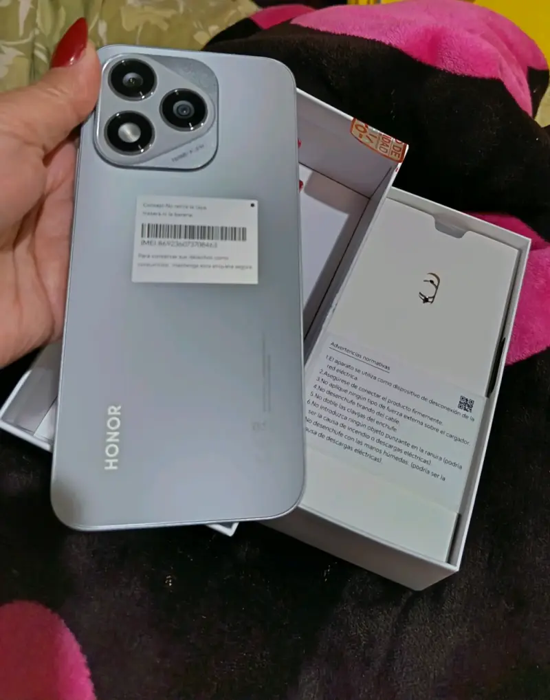 Celular Honor nuevo - 1