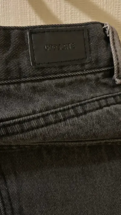 Jeans patchwork gris y negro - miniatura 4