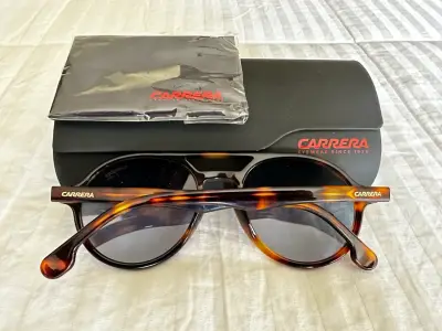 Lentes de sol - miniatura 2
