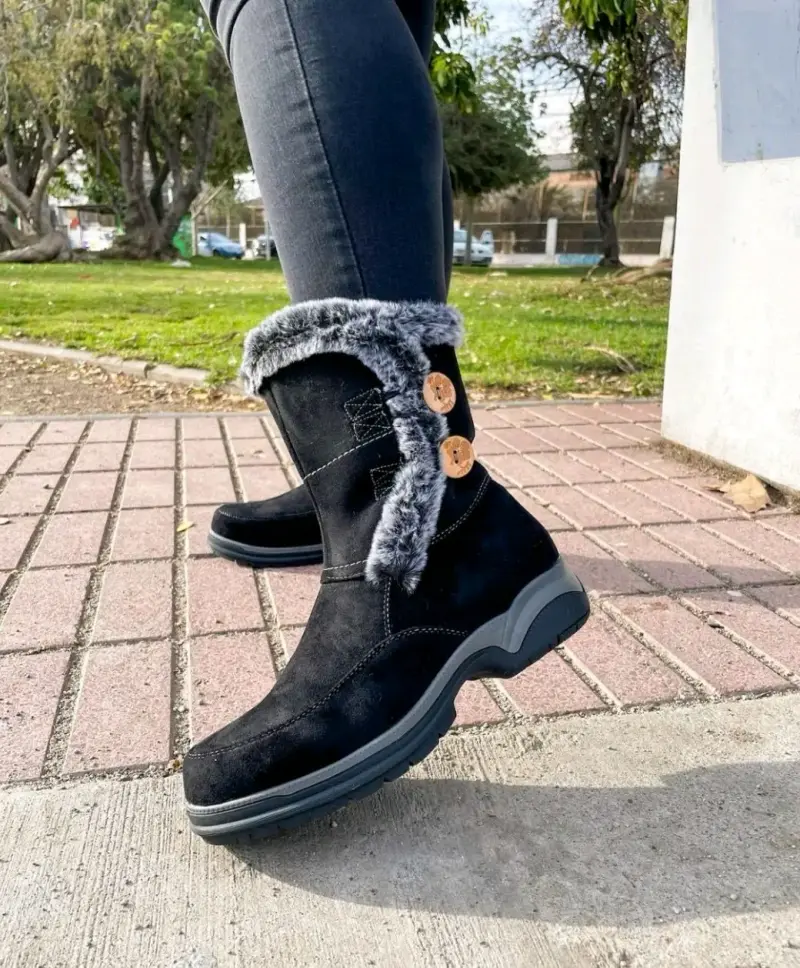 Botines negros con chiporro - 2