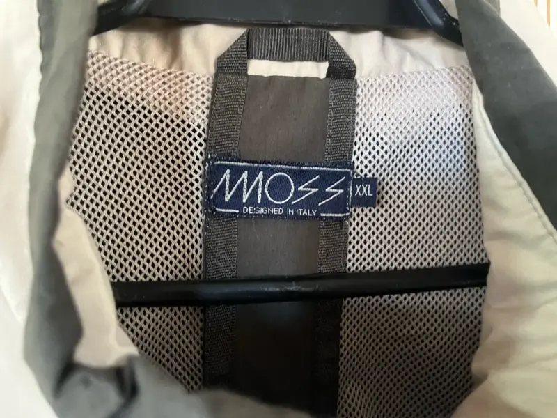 Chaleco beige con cierre marca moss talla xxl - 2