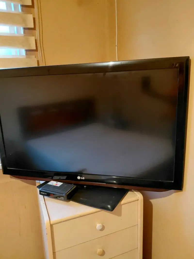 Televisor LG - 1