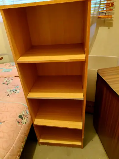 Estantería de madera mediana - miniatura 2